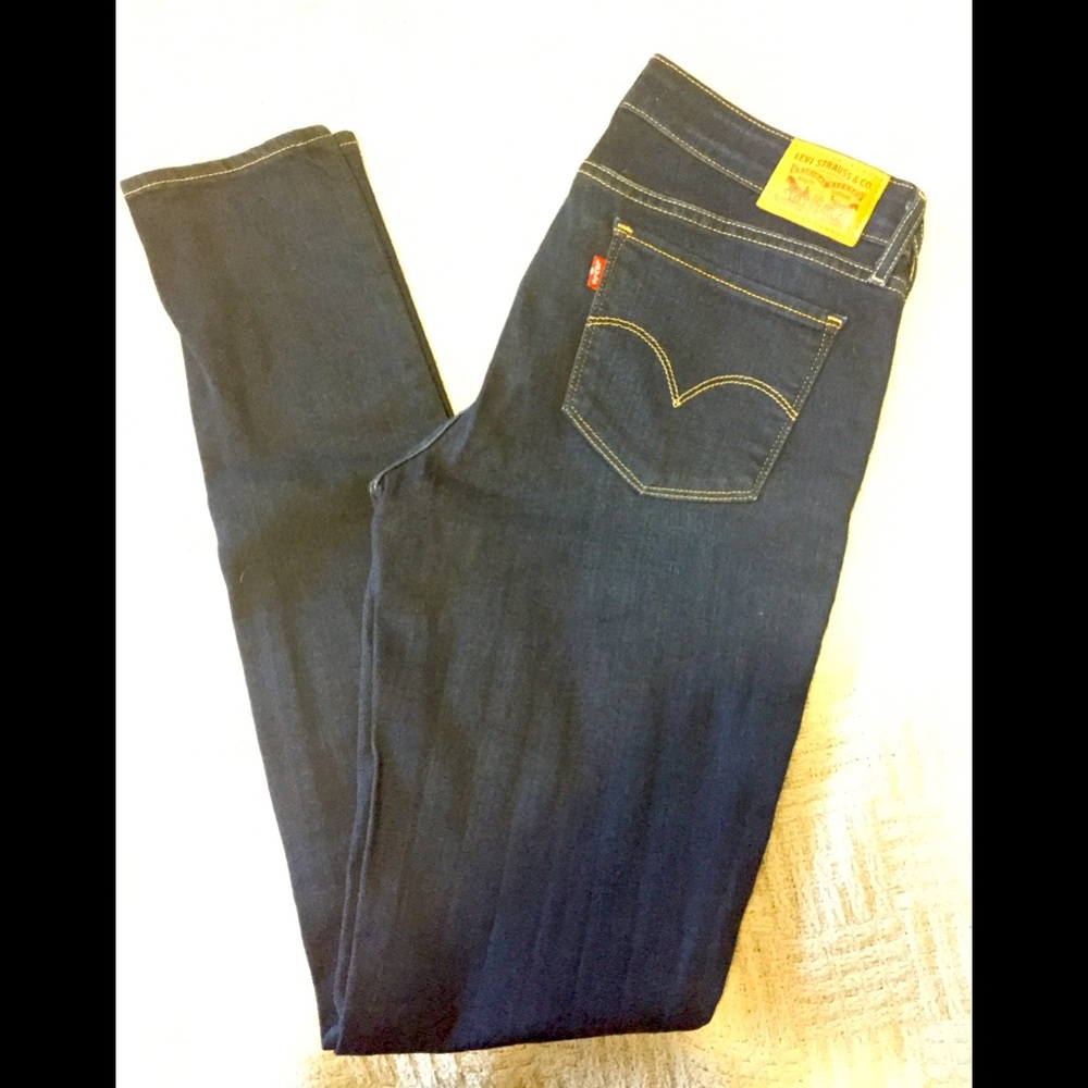 Levi’s 711 Skinny